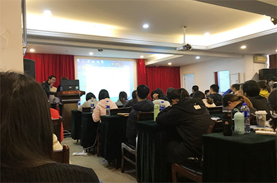 公司安排外出培訓，我與斜齒行星減速機親密度再升級